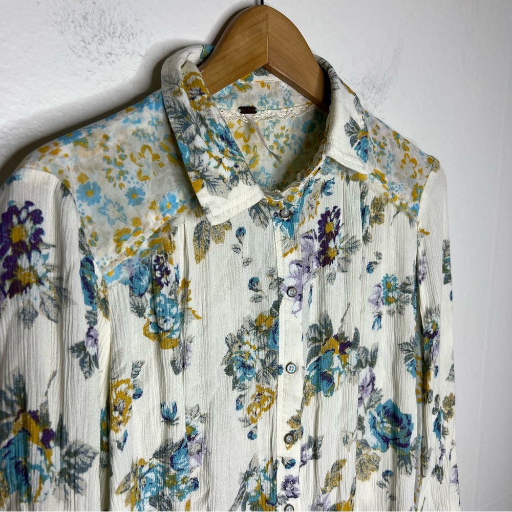 Free People Floral Blouse in Cream and Blue - Picture 7 of 10